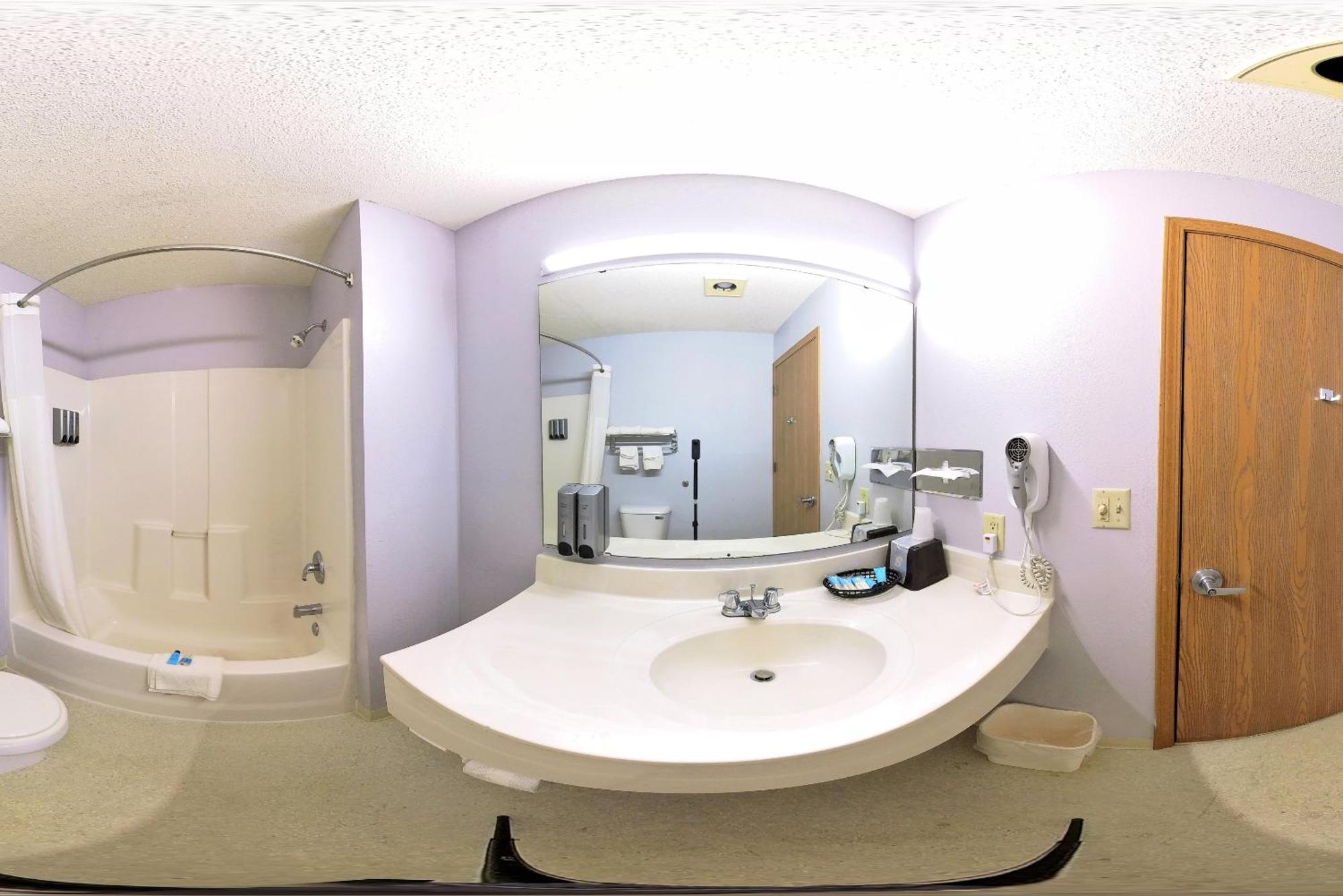 Coratel Inn & Suites By Jasper New Richmond Eksteriør bilde
